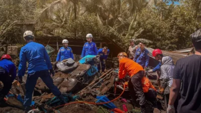 Kecelakaan Maut di Kalijambe Purworejo: 11 Tewas, Truk Tronton Timpa Angkot Pembawa Warga Takziah