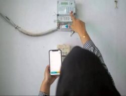 Kasus Tunggakan Listrik Rp12 Juta, Penjual Gorengan Masruroh Bingung: “Uang dari Mana?”